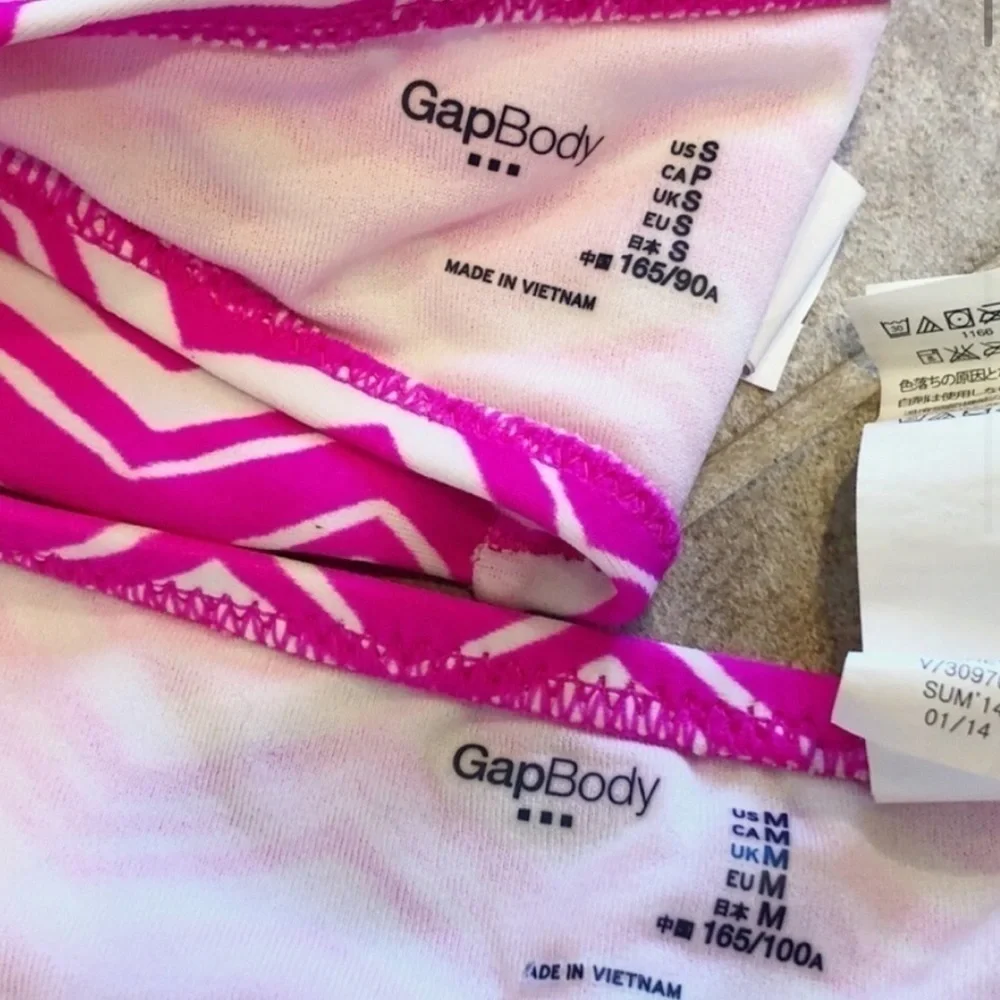 Gap Body chevron hot pink & white bikini s…